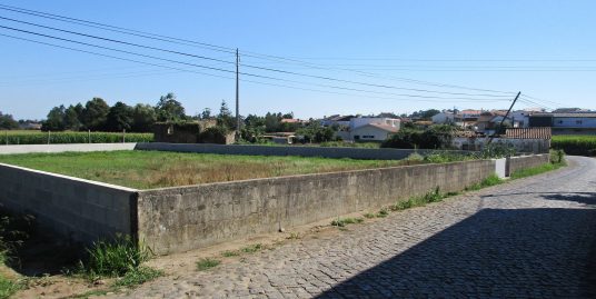 Terreno em Lijó