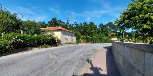 Moradia com terreno em Areias